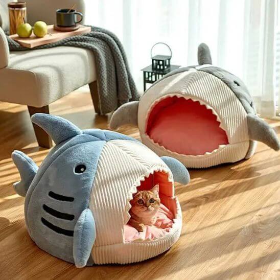Niche Ă chat requin bleu et gris