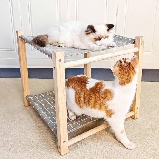 hamac chat en bois a etage carreaux gris avec chats