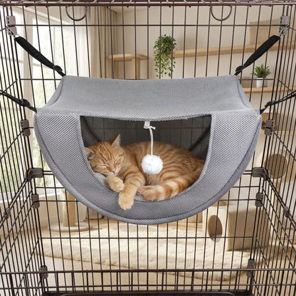 hamac suspendu pour chat avec chat endormi