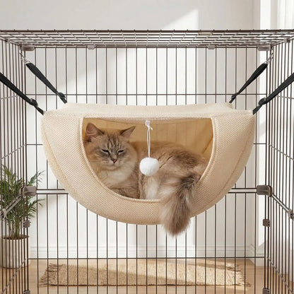 hamac suspendu pour chat avec chat tranquille 