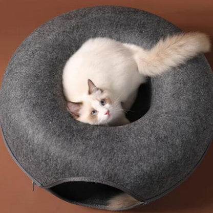 lit pour chat donut tunnel gris foncé avec chat 