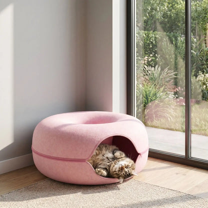 lit pour chat donut tunnel rose avec chat content