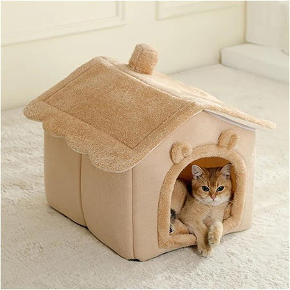 maison pour chat beige chaleureux  avec chat                  