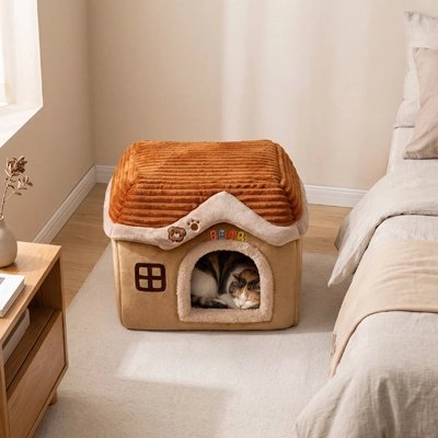 maison pour chat beige marron ours chat endormi 
