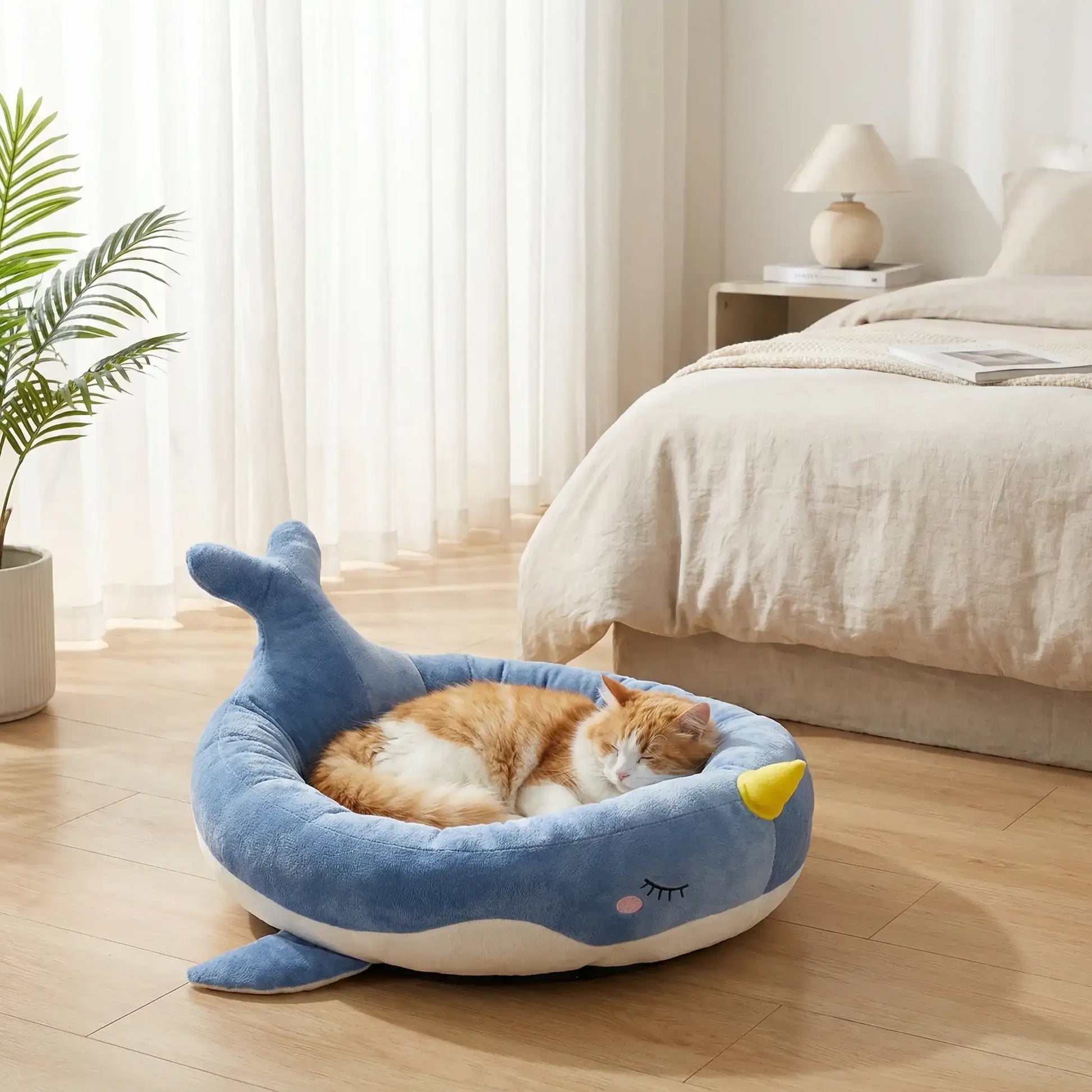 panier chat baleine bleue avec chat endormi 
