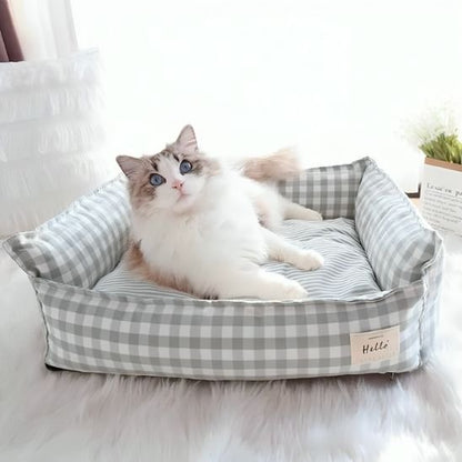 panier chat carreaux vichy vert doux avec chat 2