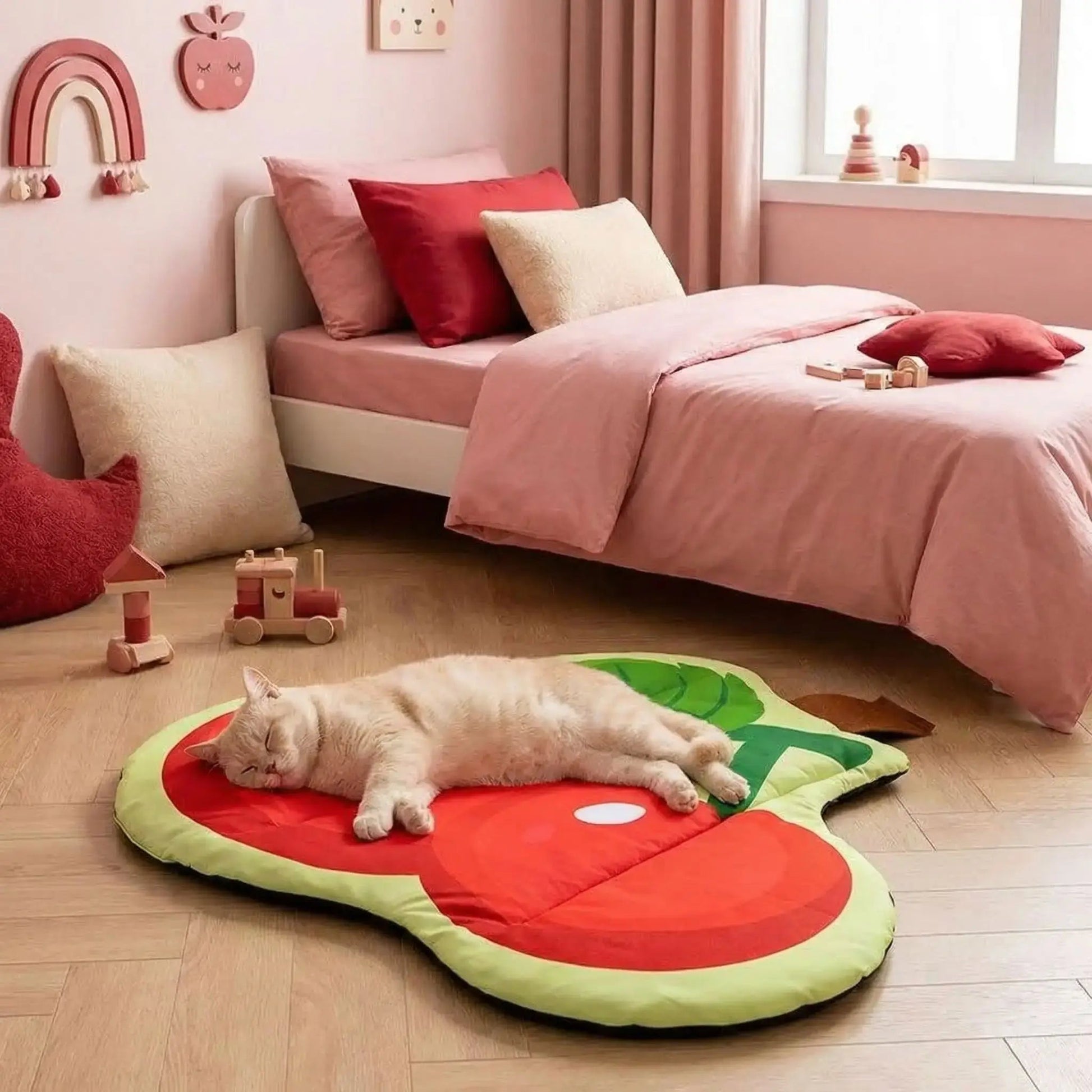 tapis rafraichissant chat cerise avec chat allongé dodo