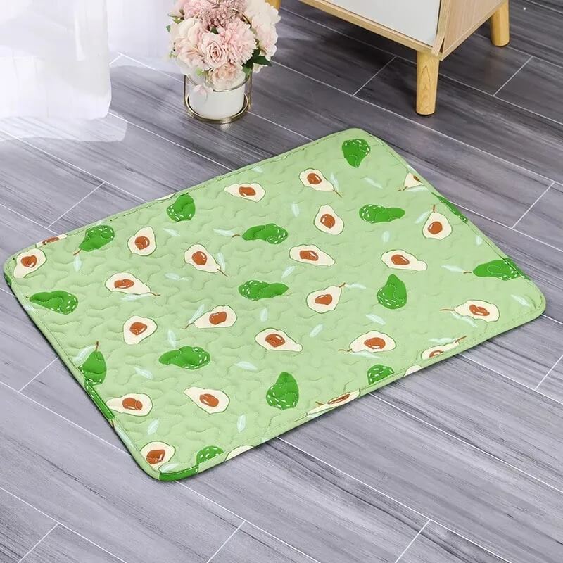 tapis rafraichissant chat vert avocats 